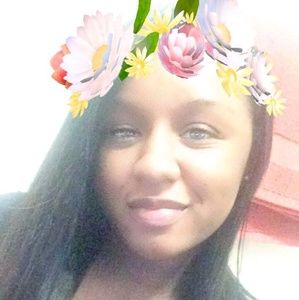 Meet your Posher, Chenkira